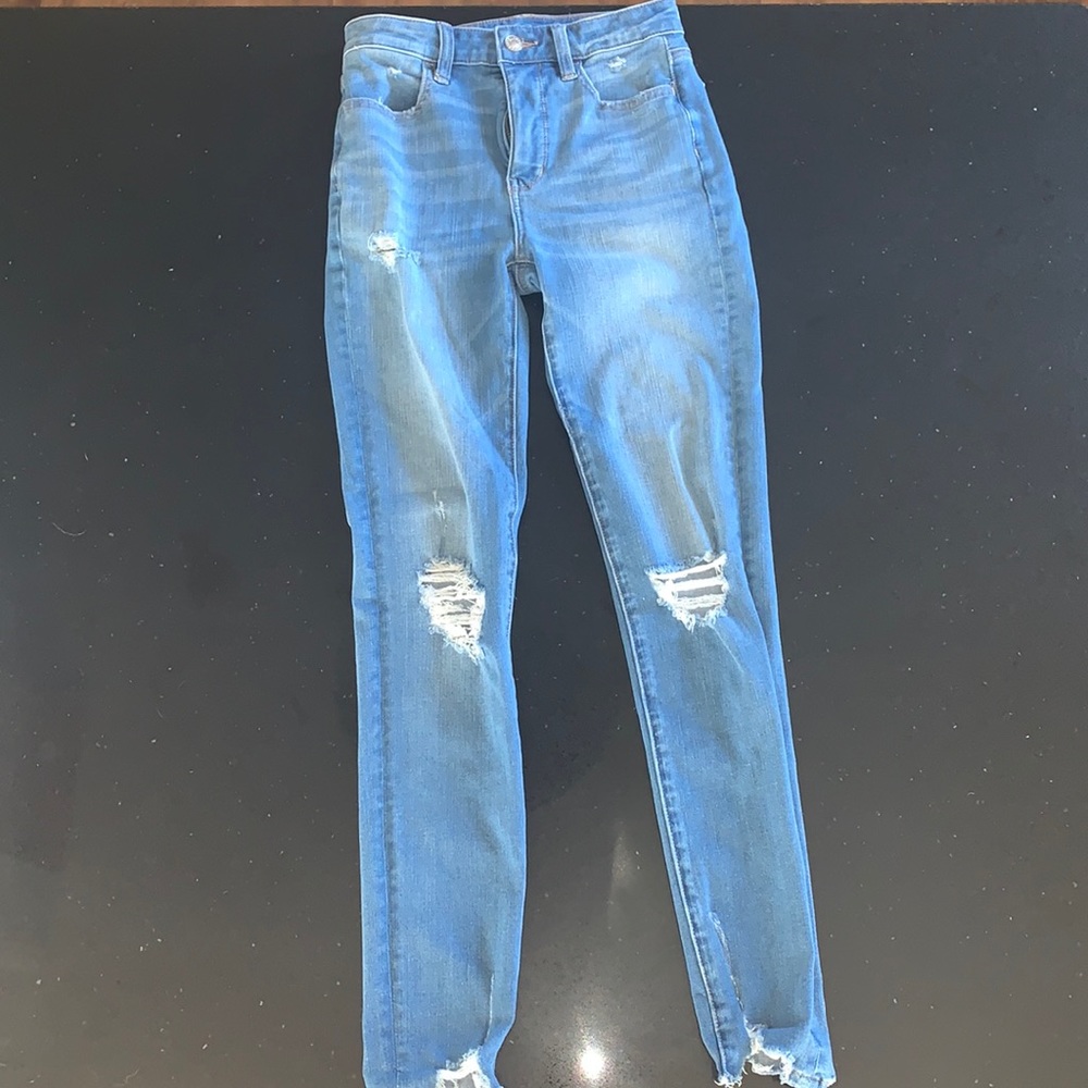 American Eagle Highrise Skinny Ripped Blue- Jeans